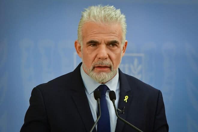 Yesh Atid Party leader Yair Lapid speaks during a press conference in Tel Aviv, March 11, 2025. Photo by Avshalom Sassoni/Flash90.