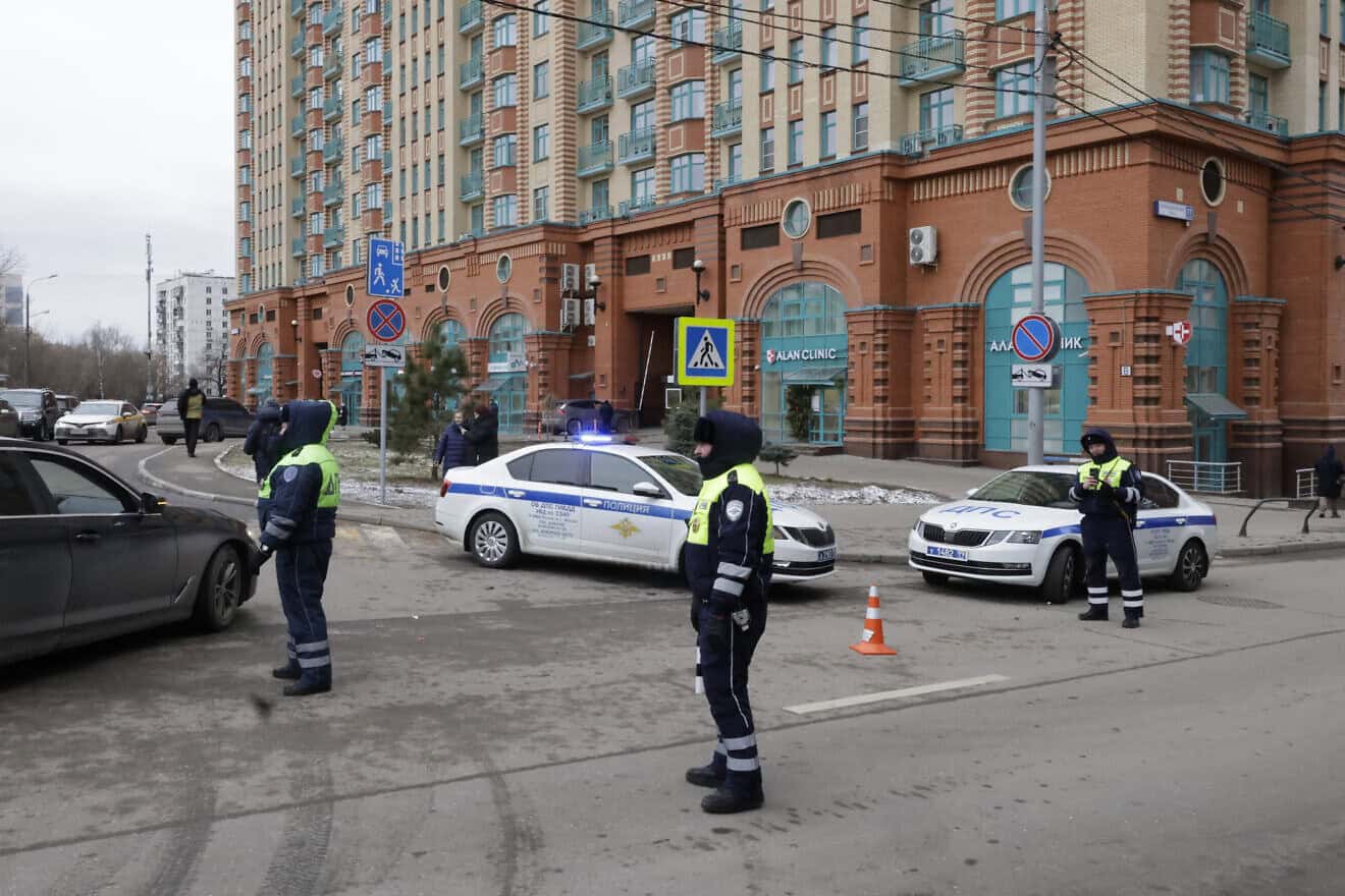 Russian traffic police secure an area in front of a residential building following a blast in Moscow, on Feb. 3, 2025. Photo by Tatyana Makeyeva/AFP via Getty Images.