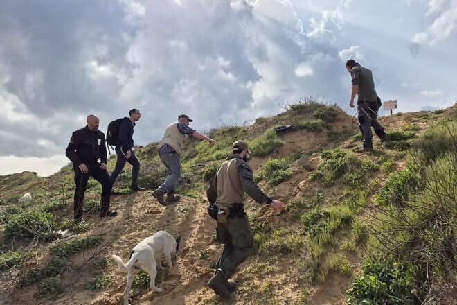 An Israel Dog Unit team searches for a missing person. Photo courtesy of IDU
