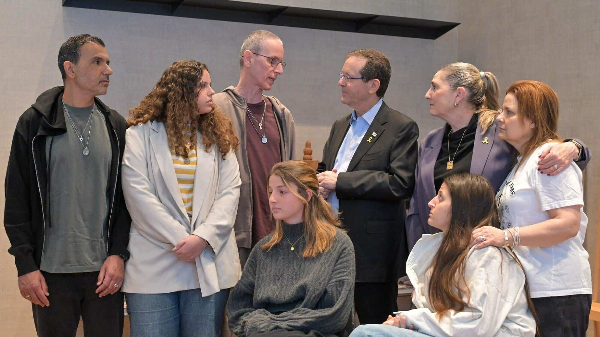 Israeli President Isaac Herzog and first lady Michal Herzog meet redeemed hostage Ohad Ben Ami (third from left) on the 500th day since Oct. 7, Feb. 17, 2025. Photo by Kobi Gideon/GPO.
