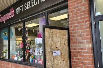 The front doors of the Judaica shop Shainee’s Gift Selections, the My Zaidy’s Pizza and a pharmacy that is part of the chain Shoppers Drug Mart in Thornhill, in the Toronto area, were smashed in and the Jewish-owned stores robbed on April 19, the second to last day of Passover. Photographed on April 21, 2025. Photo by Dave Gordon.