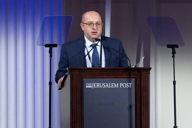 Zvika Klein, editor-in-chief of The Jerusalem Post, speaks during a conference in New York, June 3, 2024. Photo by Noam Galai/Getty Images.