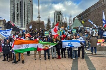 About 400 people rallied in Toronto to state that anti-Zionism is Jew-hatred, April 16, 2025. Credit: Amy Fernandes.