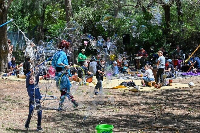 Israelis in droves visit KKL-JNF forests during Passover, hiking and participating in family activities, April 2025. Photo by Rabia Basha.